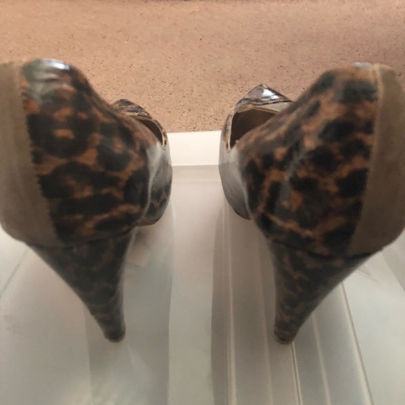 High heel shoes with leopard print - Picture 6 of 7